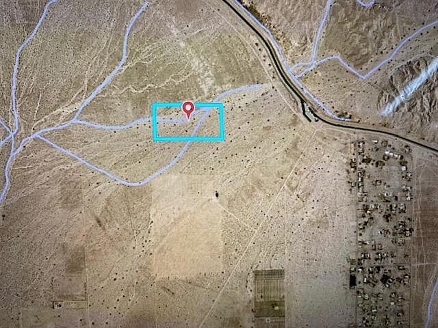 2nd image of 0 Near Grapefruit Blvd