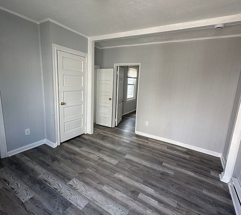 1st image of 415 Kent Rd APT 3