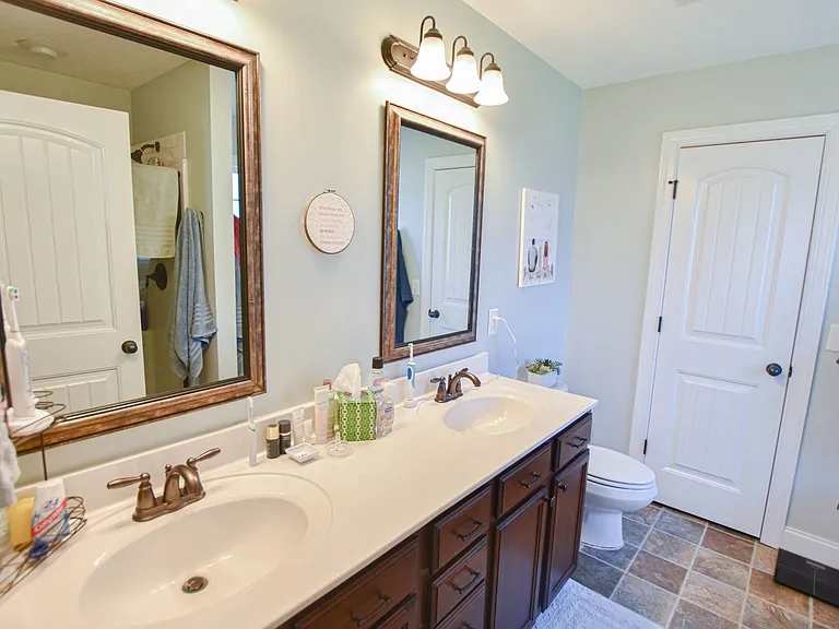 716 Elm St — Photo 11