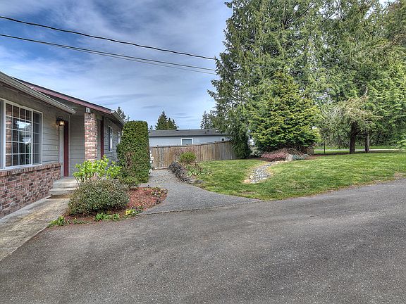 2nd image of 26003 Circle Dr S