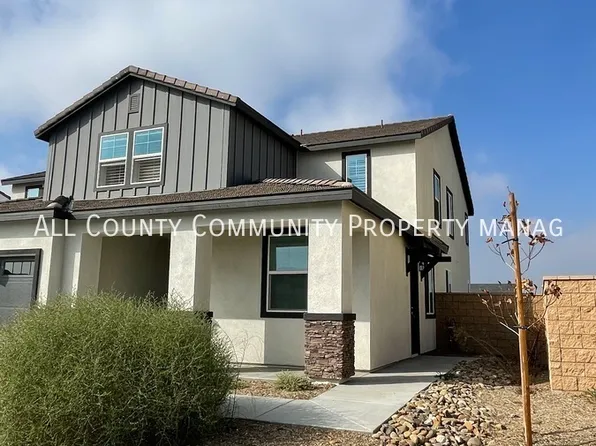 2398 Diamond Edge Rd, Perris, CA 92570