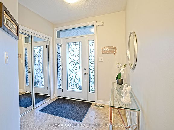 4th image of 20 Treegrove Cres