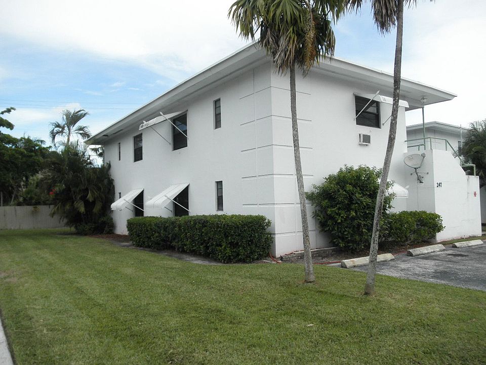 1st image of 247 Wenonah Pl #3