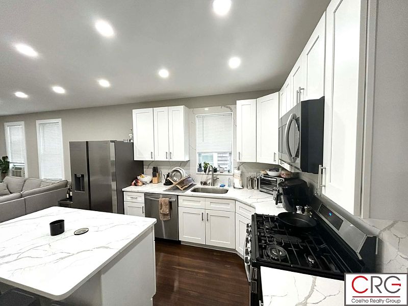 1st image of 12 Vermont Ave #1