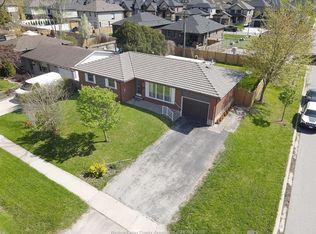 530 Victory St, Lasalle, ON N9J 1V7