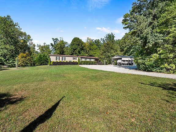 3rd image of 71 Lodgeview Ct