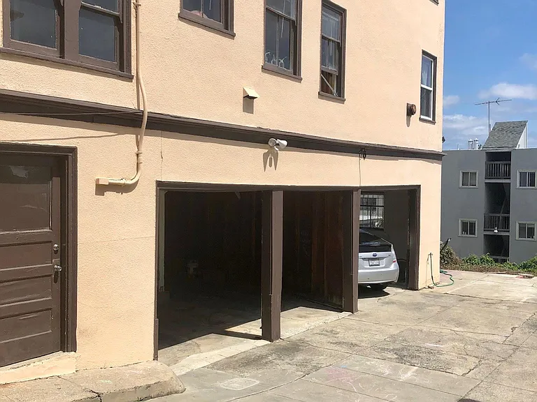 816 York St #816 — Photo 7