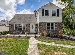 212 Collingdale Ave, Collingdale, PA 19023