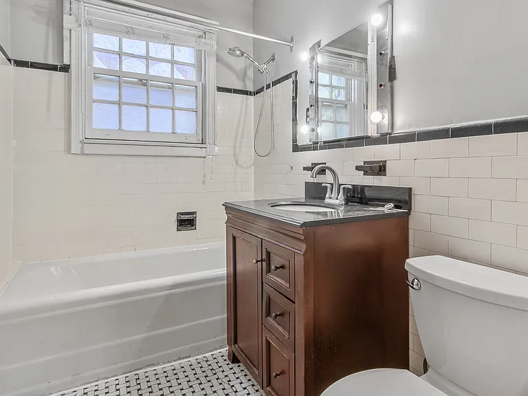 38 Marlborough Ave #1 — Photo 21