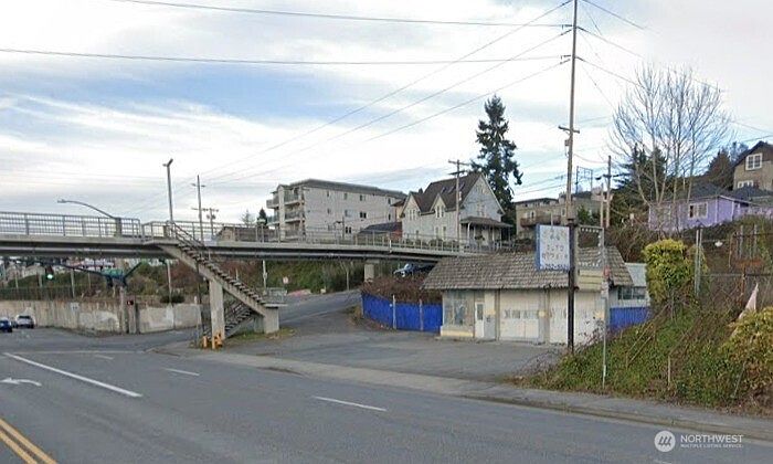 1st image of 2501 W Marine View Drive