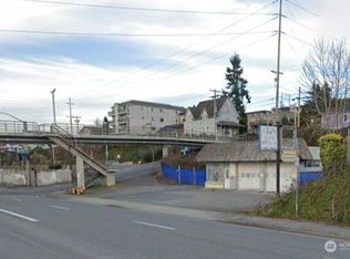 2501 W Marine View Dr, Everett, WA 98201