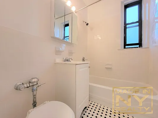 Rented by Made In NY Realty | media 10