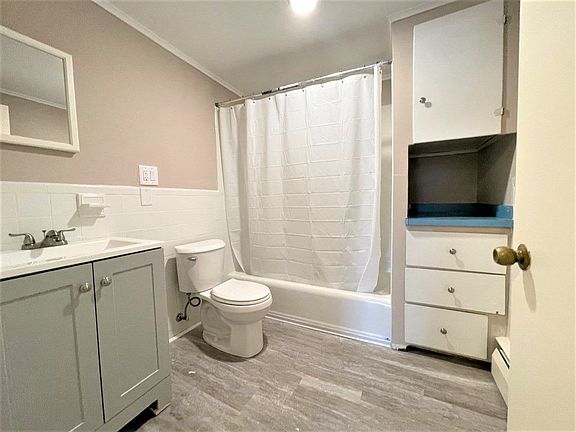 4th image of 31 Western Ave #6