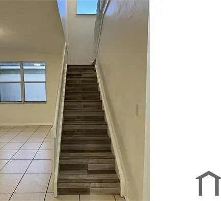 16295 NW 17th Ct — Photo 12
