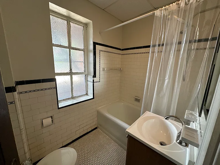 200 Fellsway W #2 — Photo 8