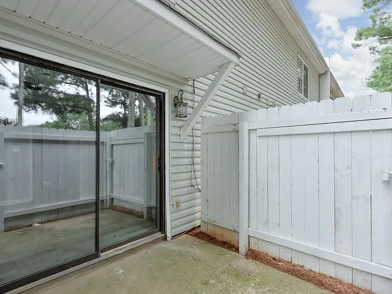 1627 Homestead Trl #1 — Photo 20