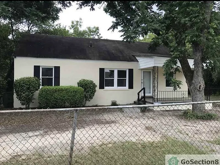 996 W Grenada Ter — Photo 4