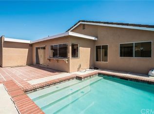 17401 Mayor Ln, Huntington Beach, CA 92647