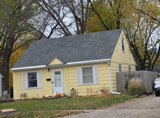 723 Center St, North Mankato, MN 56003