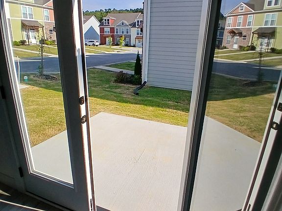 PRIVATE PATIO