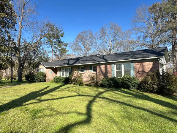 62 Mississippi St, Coffeeville, MS 38922