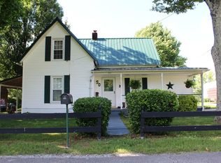 50 Adams Loop, Tennessee Ridge, TN 37178