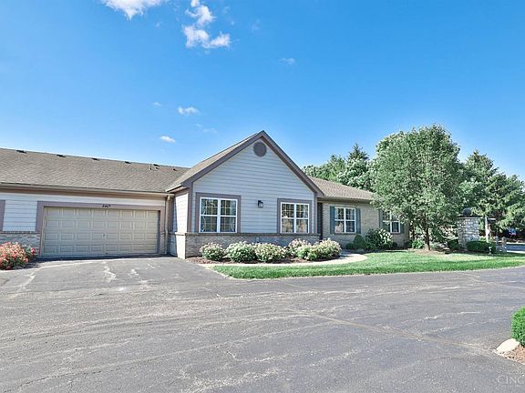 2nd image of 8407 Arbor Ln