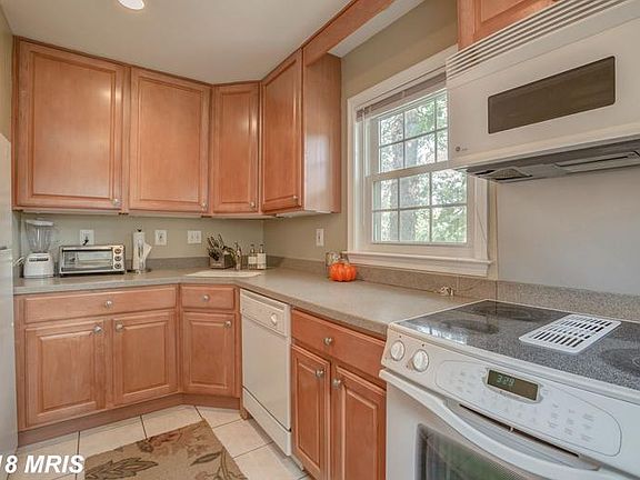 4th image of 4377 Lee Hwy Unit 4377A