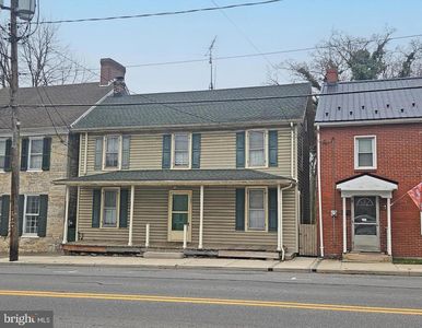 122 N Main St, Mercersburg, PA, 17236