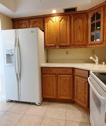3rd image of 3040 NE 16th Avenue #303 A
