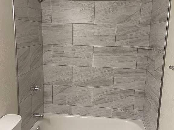 5th image of 2495 S Mountain View Dr APT 2