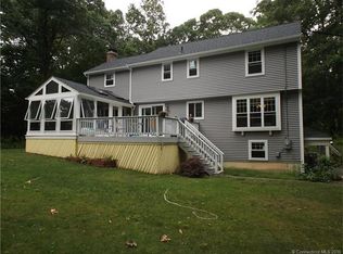 11 Wood Pond Ln, Old Saybrook, CT 06475