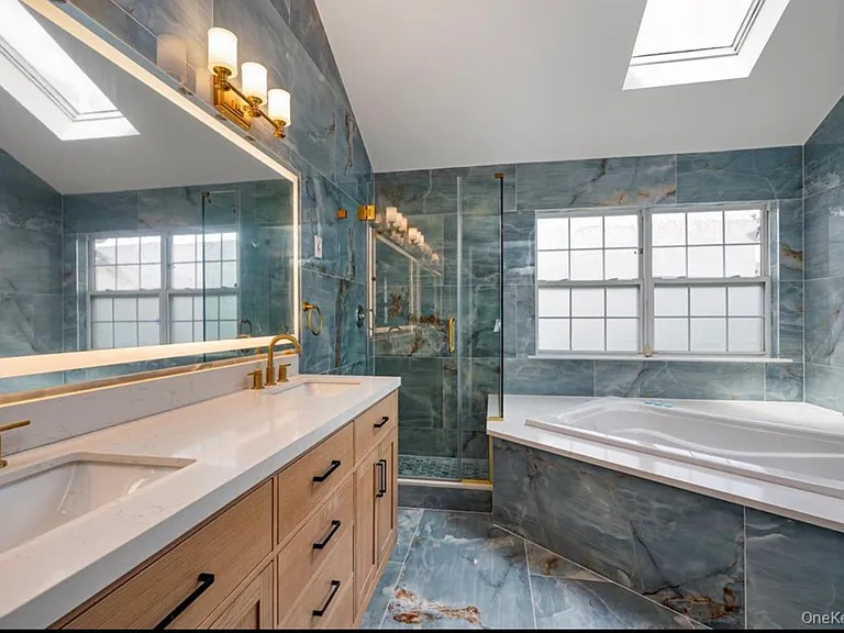 23 Honeysuckle Ct — Photo 14