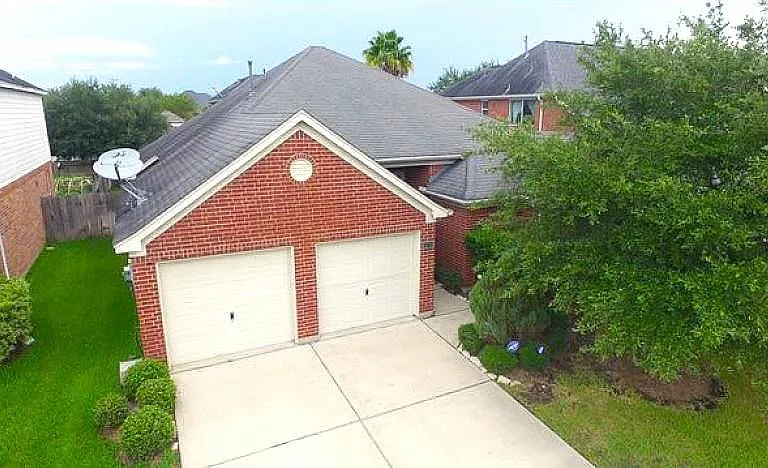 21710 Grand Hollow Ln — Photo 1