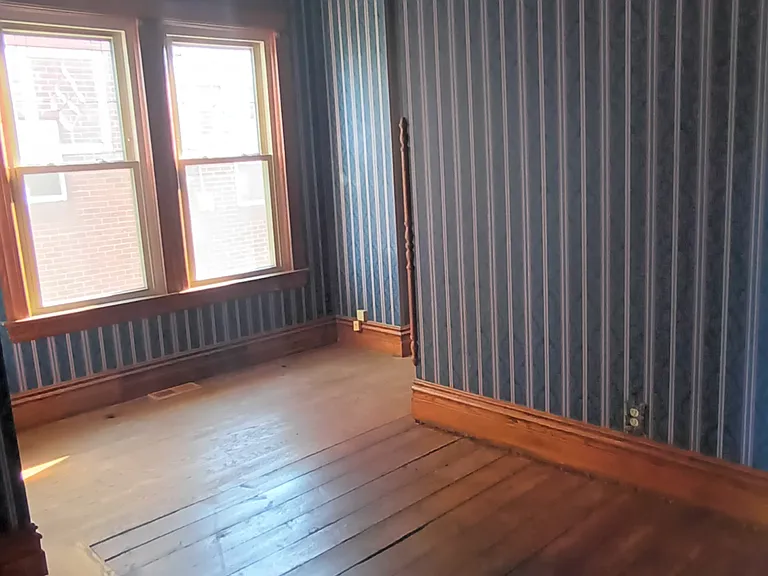 702 S Monroe St — Photo 15