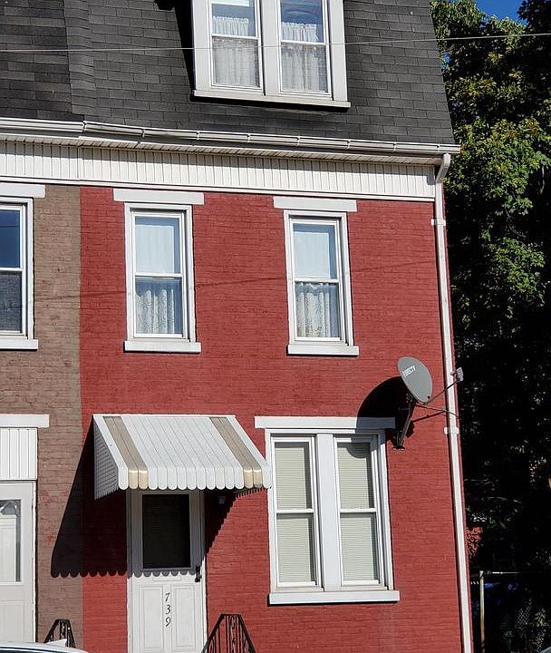 2nd image of 739 S Beaver St