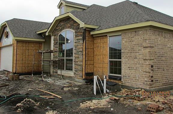 4th image of 331 Hacienda Dr