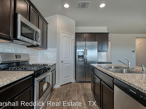 5th image of 115 Stellamar Dr