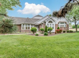 13890 Steeples Rd, Lemont, IL 60439