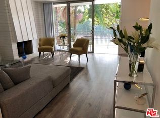 9297 Burton Way APT 3, Beverly Hills, CA 90210