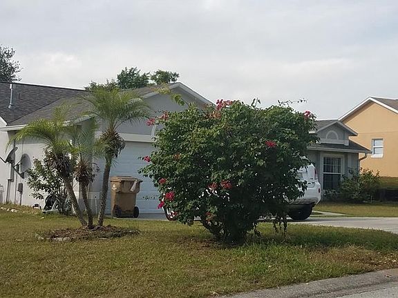 2nd image of 13409 Silverleaf Cir