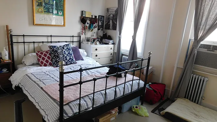 Rented by R New York | media 9