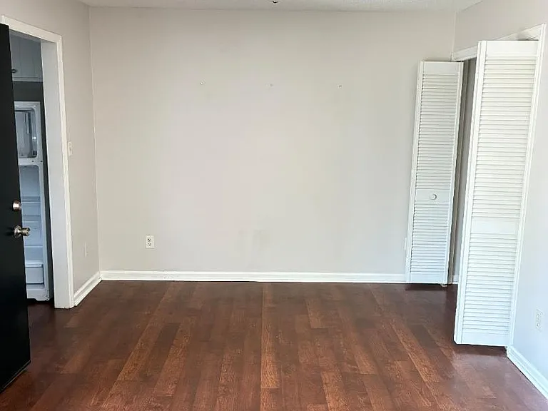 Unit Photo
