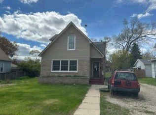 421 Lewis St, Belding, MI 48809