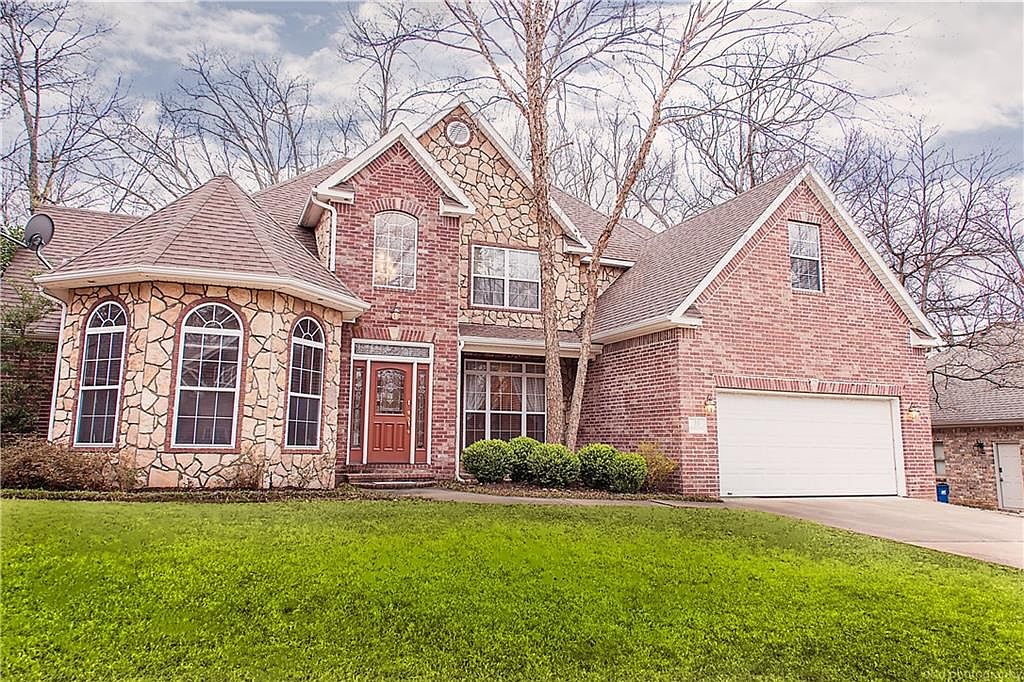 19 Stonehenge Dr, Bentonville, AR 72712 Zillow