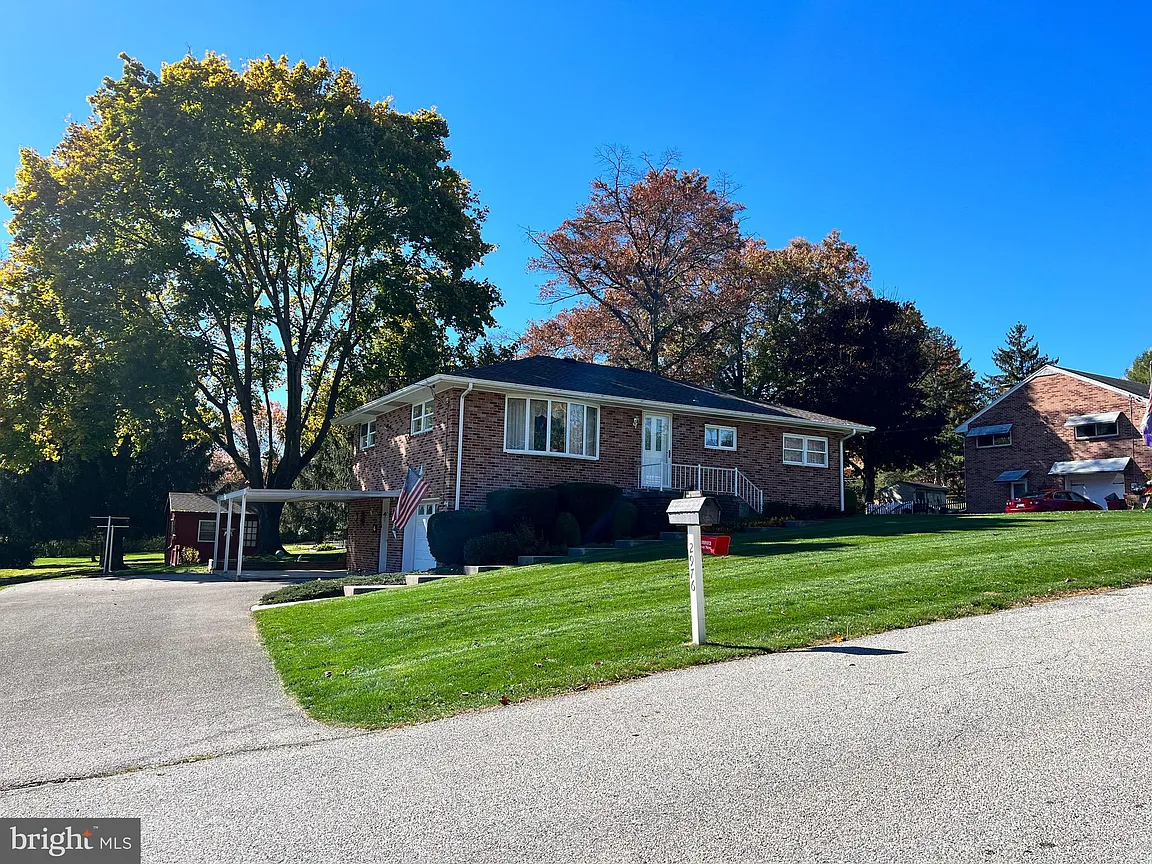 2976 Greenwood Rd, York, PA 17408 | Zillow