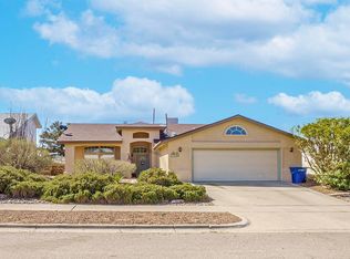 7004 Crown Ridge Dr, El Paso, TX 79912