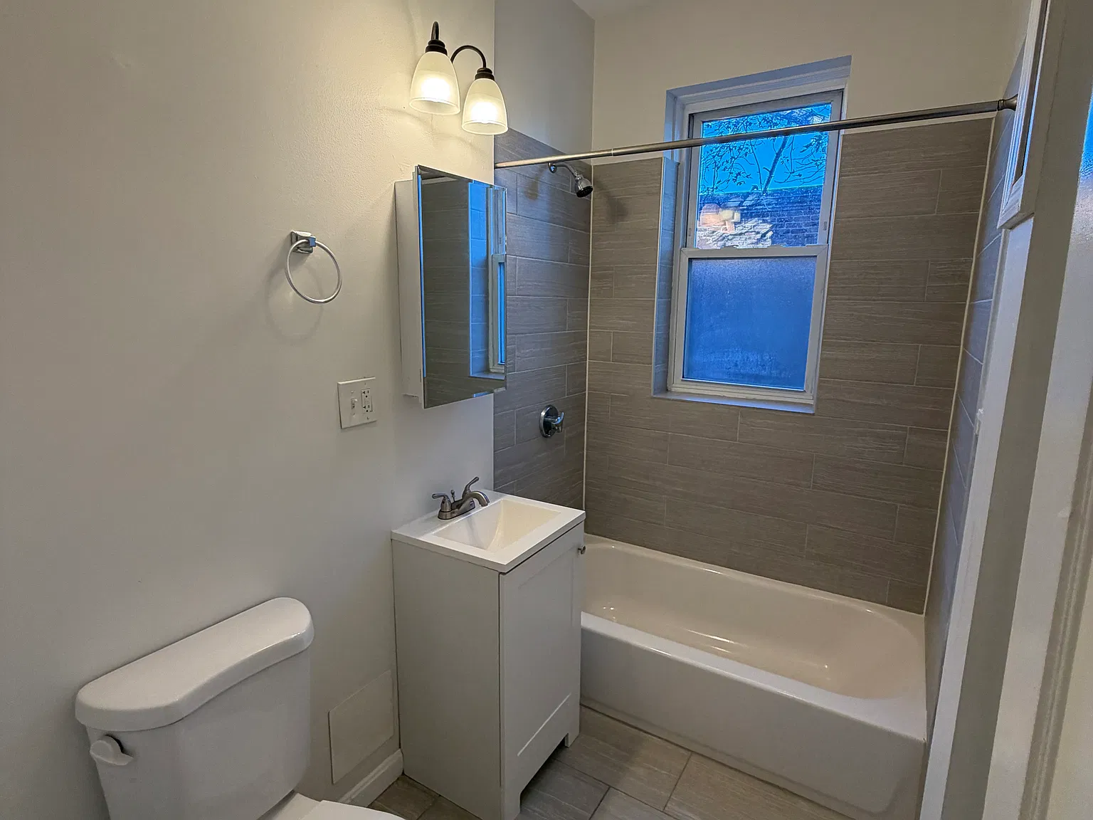 Studio, 1.0 bath, $2,150 — Photo 4