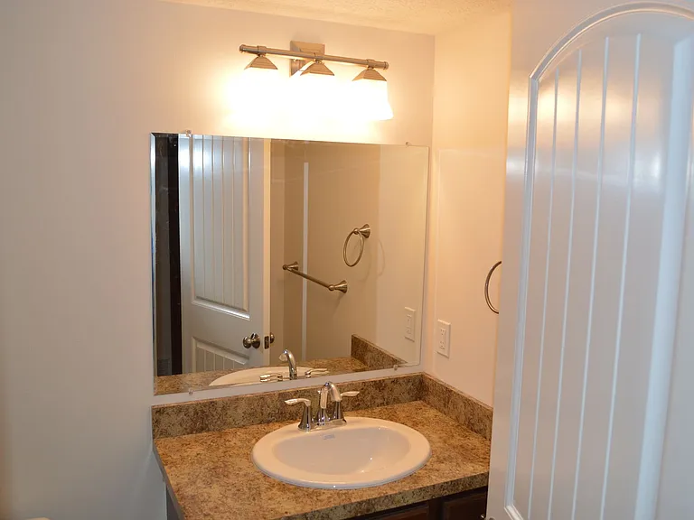 585 Birch Hill Dr #27 — Photo 11