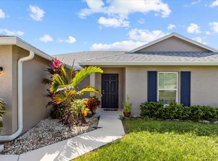 512 SW McComb Ave, Port Saint Lucie, FL 34953